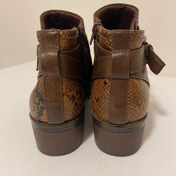 EUC | Baretraps women’s Maci‎ ankle boots — size 9.5 - Picture 3 of 7